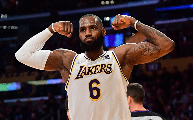 展会亲承伤病问题不大，亮剑！下轮对国王必出战，力争复仇