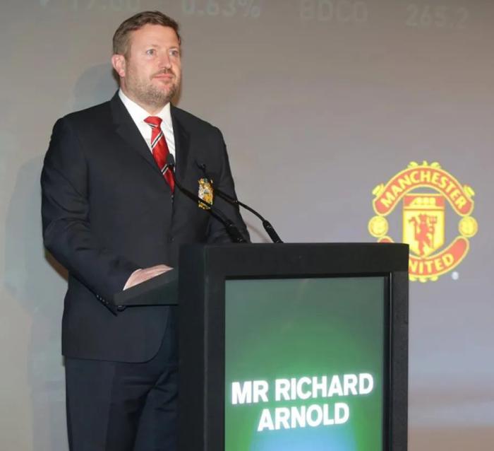 曼联重建方案曝光！新总裁拟赛季结束马上官宣新帅，清洗10人以上