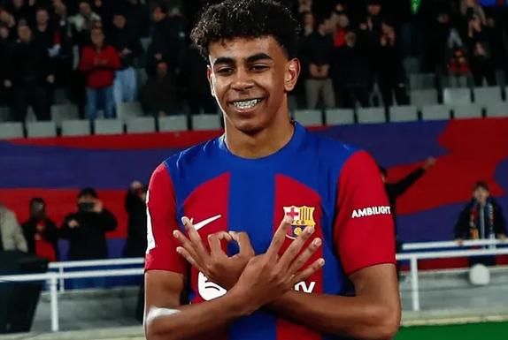 马卡报：巴黎圣日耳曼准备2亿欧报价巴萨16岁前锋拉明-亚马尔