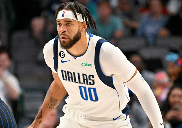 国王签约三冠王麦基！新16+2阵容出炉：湖人旧将辅佐福克斯小萨