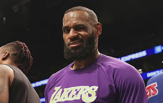 詹皇连休3场！湖人生涯缺阵场次超前15年总和，冲击4万分存疑