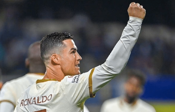 沙特联赛最新排名！利雅得胜利仍第二，C罗9场11球射手榜暴涨