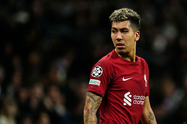 罗马诺：菲尔米诺是皇马四到五名候选前锋之一