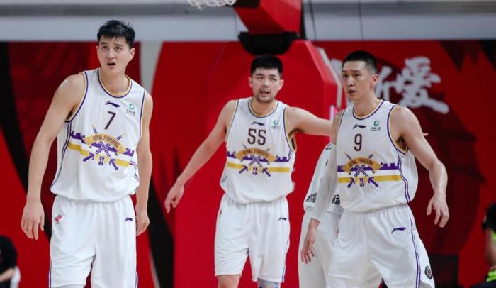 央视直播！北控大战广州，马布里斗法郭士强，两队争夺季后赛名额