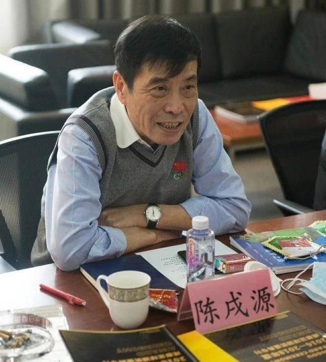 陈码头生活有多奢华？出差三条规矩曝光，这或是李铁攻破原因