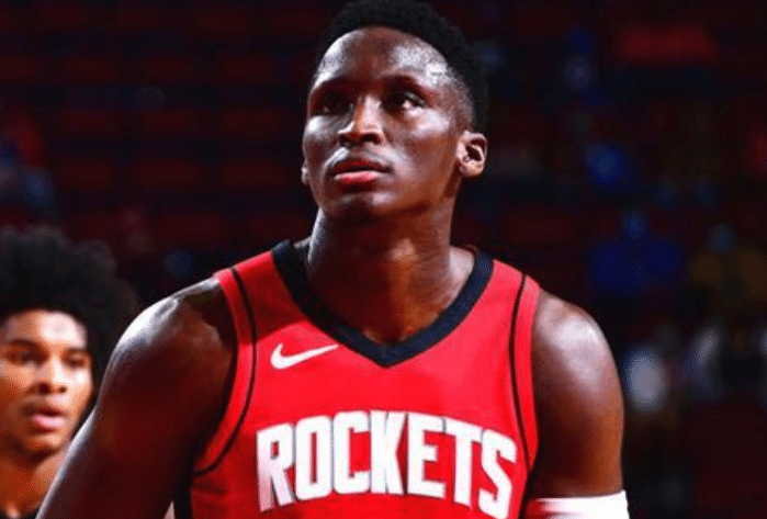 交易不断！西部第五成大赢家，一队疯狂交易彻底重建，考神没人要