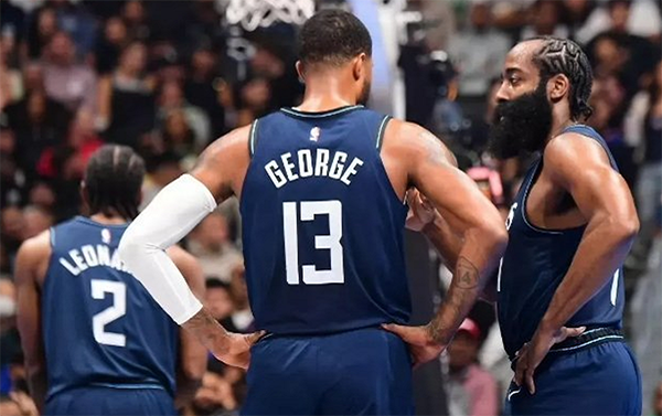 哈登怎么了？出手少被吐槽，数据远低预期，进攻端被指没存在感