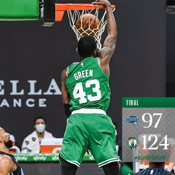 凯尔特人124-97击败魔术 布朗21+8 塔图姆缺战