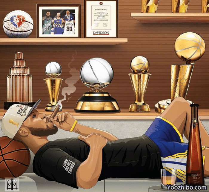 画师绘制库里本赛季成就：三个MVP+75大+三分王+大学毕业证！