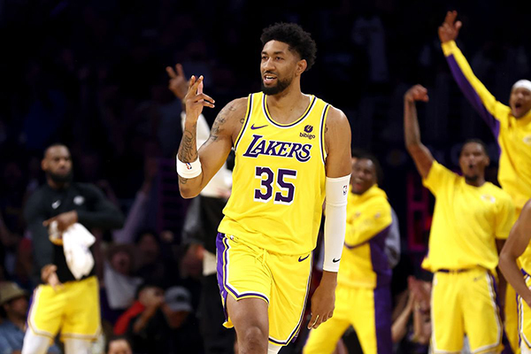 伍德计划G3复出，詹眉迎来“救星”！湖人大战卫冕冠军有戏了？