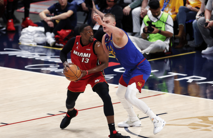 详解热火G1败因：两主力17中1巴特勒沮丧离场 罚球2-20引争议