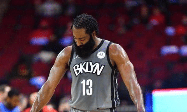 场均26+22+8！哈登和约基奇谁的数据更好？谁将是MVP？