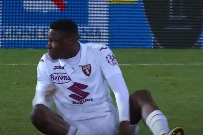 都体：红军2000万欧报价辛格被拒 曼联米兰也有意