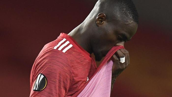 曼联铁卫欲终老红魔却拒签新约！不满曼联不尊重，为卖高价才续签