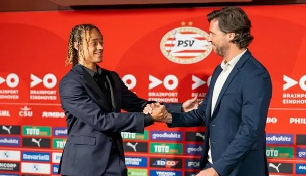 镜报：阿森纳有意埃因霍温小将哈维-西蒙斯