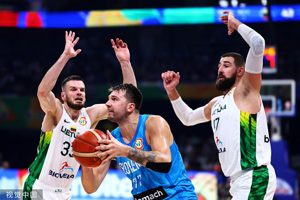 立陶宛男篮100-84战胜斯洛文尼亚男篮 瓦兰24+12 东契奇29+6
