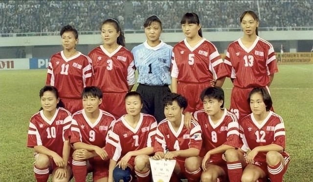 回顾中国女足前8届世界杯战绩：巅峰亚军！1次未出线，上届仅16强