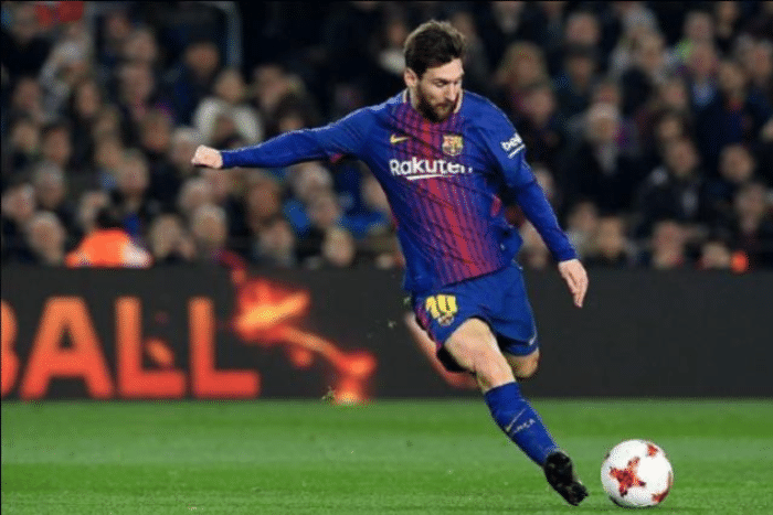 法国名宿：齐达内因红牌错失金球，梅西超级杯吃了红牌，不应拿金球！