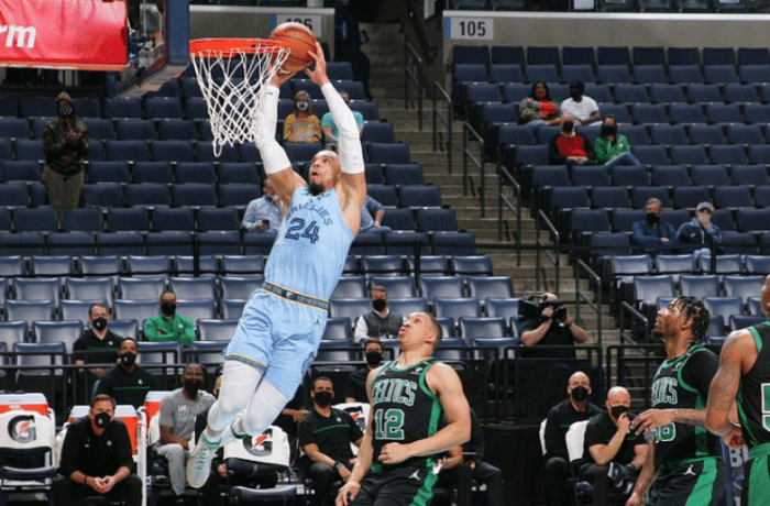 6分惜败！NBA爆出大冷：17冠豪门加时崩盘，5战4败恐跌出前8