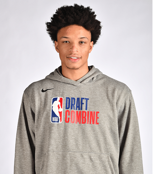 乌龙交易！勇士雄鹿交易取消，10+5悍将辅佐库里