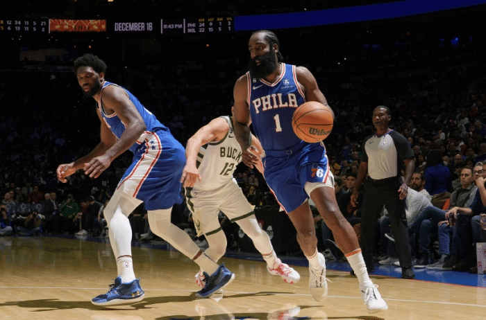 21中6！恩比德下半场0分3失误坑惨哈登 火箭登也救不了费城