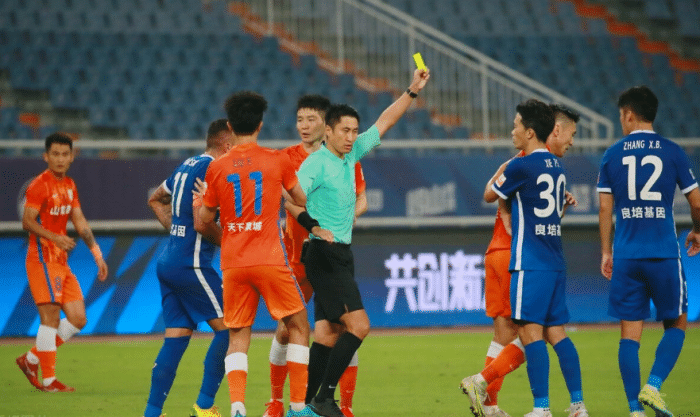 熬过1-1、3-4困难期，中超领头羊又“满血”，冲3连霸，泰山难挡