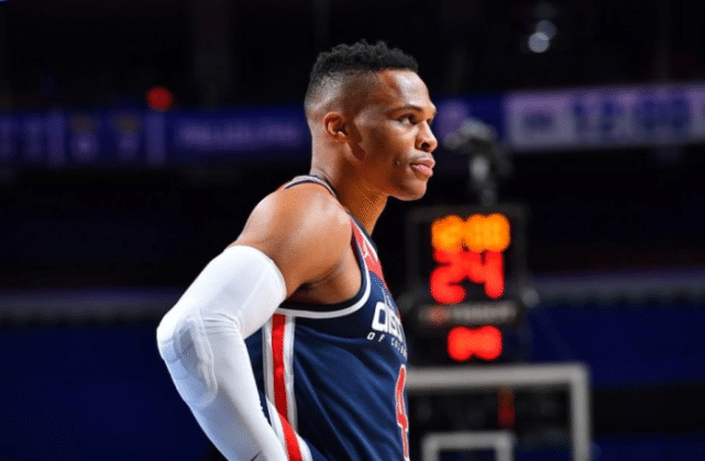 奇才20分惨败！比尔主动揽责，韦少自我检讨，恩师力挺弟子