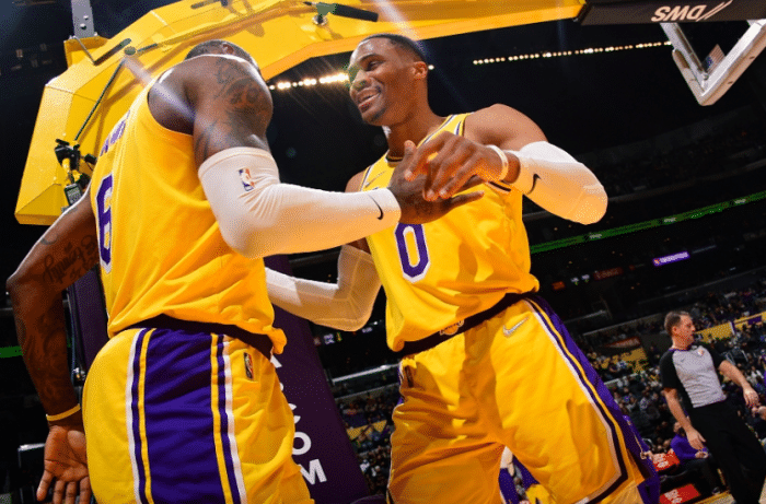 美媒挖苦威少加盟湖人！杜兰特为神龟抱不平，晒表情回应你们太烂了