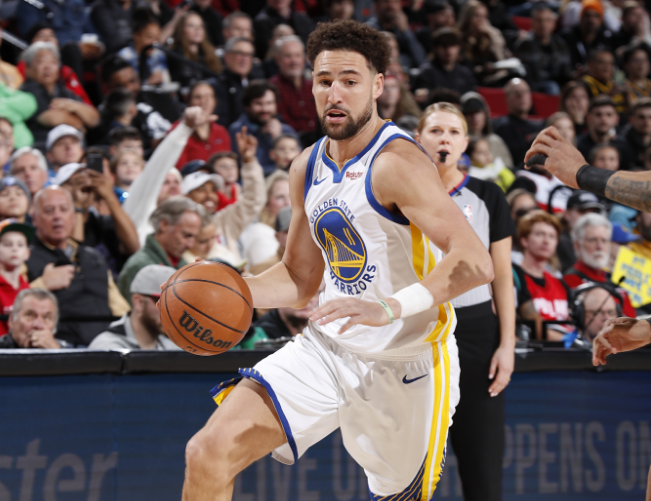 汤神归位！怒骂自己后三战命中17记三分狂砍82分 库里也该醒醒了