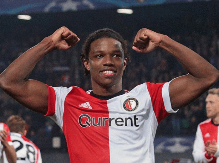 曼联欲2000万签荷甲左后卫！滕哈格遭自家弟子拒绝，改买对手悍将