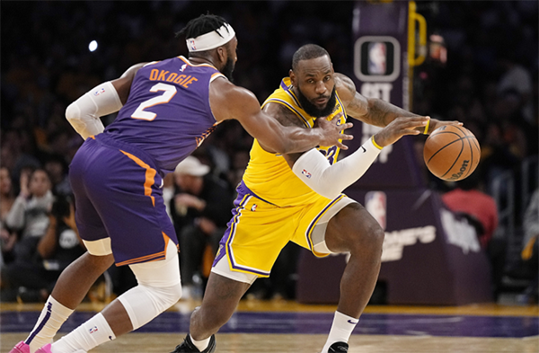 详解湖人逆转太阳：詹姆斯统治末节浓眉爆发 杜兰特累得空砍39分