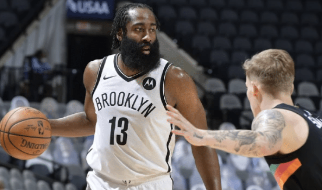 哈登刷爆纪录！三项数据历史第一，关键球助篮网19年首胜马刺