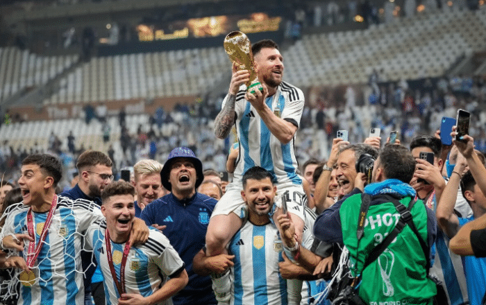 时代交接！梅西独美，夺欧冠将成就8金王，姆巴佩知趣：将接班C罗