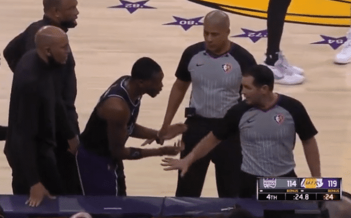 NBA公布罚款！国王违反规定被罚5万，总经理助理被罚1.5万