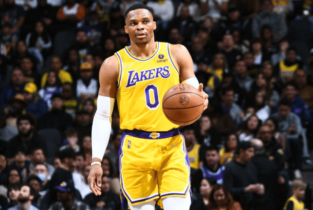 威少一战冲四大里程碑！只差1分解锁23000分，前场篮板有望超乔丹