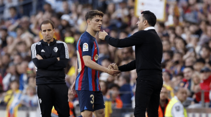 巴萨夺冠日浮现，签约梅西也已就绪，大巴黎又一地鸡毛