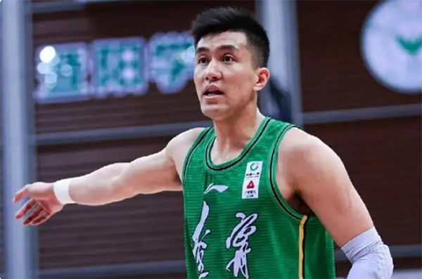 郭艾伦历经伤病波折终迎复出，选择慈善赛开启回归之旅惊众人