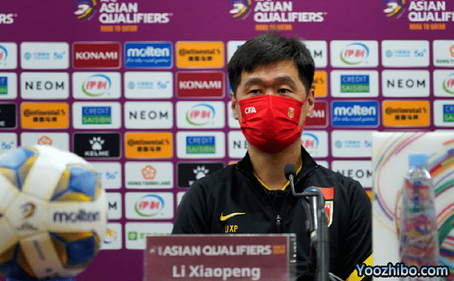 两极分化！国足战术引争议，名记怒斥懦弱，韩乔生：这么踢没毛病