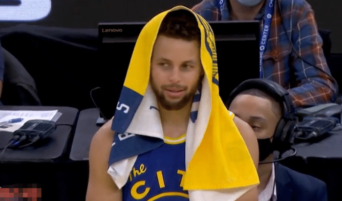 9记三分轰38分！库里单节19分逆天改命，勇士上演22分大逆转