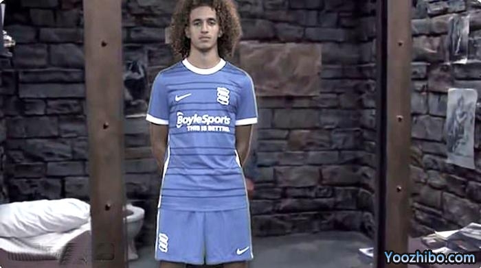 曼联官宣1000万青训太子出租！亮相致敬食人魔，称英冠比英超难踢