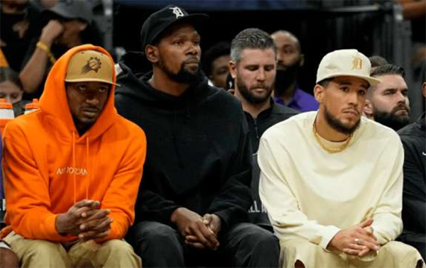 专家建议交易杜兰特！太阳0-3出局，三巨头年薪1.5亿成负担