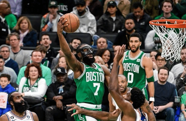 NBA头号热门有多强？7数据联盟前3，双MVP被打爆，最强杀招出炉