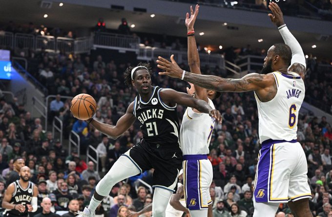 霍勒迪引8队哄抢：湖人快船在列勇士也可能参与 正式发声告别雄鹿