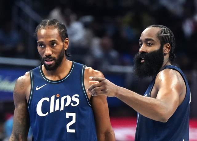 FMVP末节0出手专干脏活！锁死库里17中5 2亿巨轮正式启航