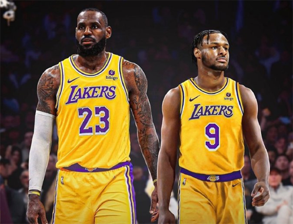 39岁詹姆斯续写传奇 格里芬父子已退役