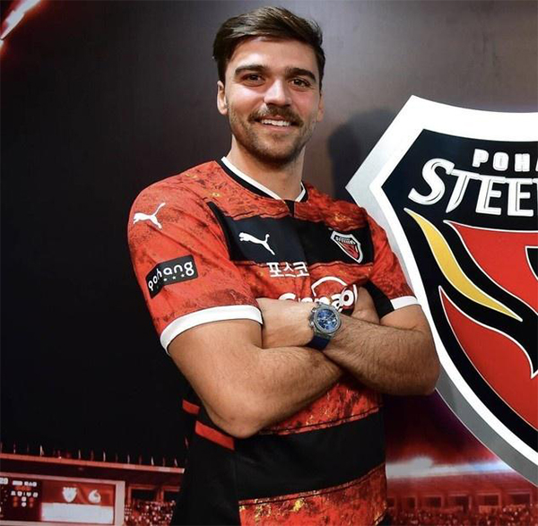 曝浦项铁人巴西外援前锋泽卡将加盟山东泰山队