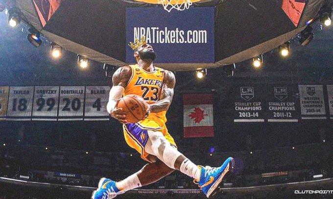 詹皇生日又创两大历史第一纪录，387分超越科比！魔术师：篮球之王