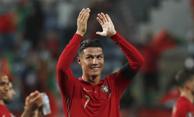 官宣！C罗已提前归队，入住“7卧”豪宅，敲定首秀：将续5球神迹