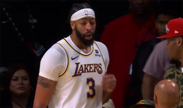 湖人队浓眉伤退，医学界忧心视网膜隐患