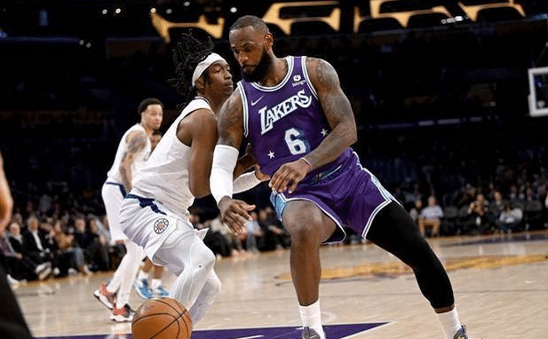 天堂地狱！詹皇最后24.5秒有多遗憾？失误+甩锅，绝平三分投丢